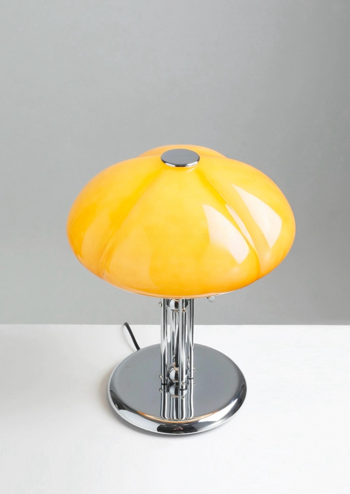 Caramel Glass & Chrome Table Lamp - Image 5