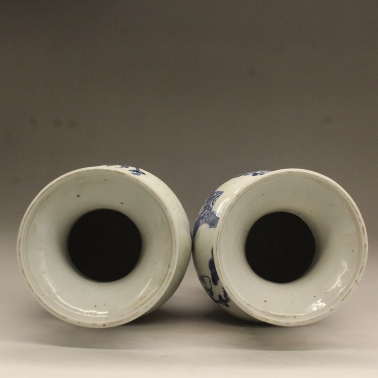 Pair Jingdezhen Blue and White Porcelain Vases - Image 3